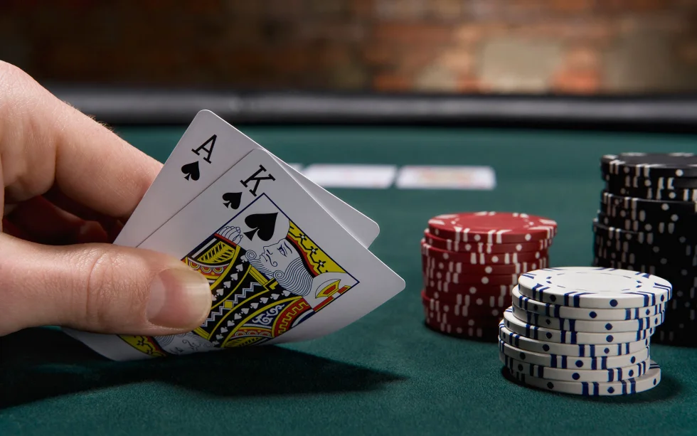 Poker đã có mặt trên các sàn cược từ rất lâu