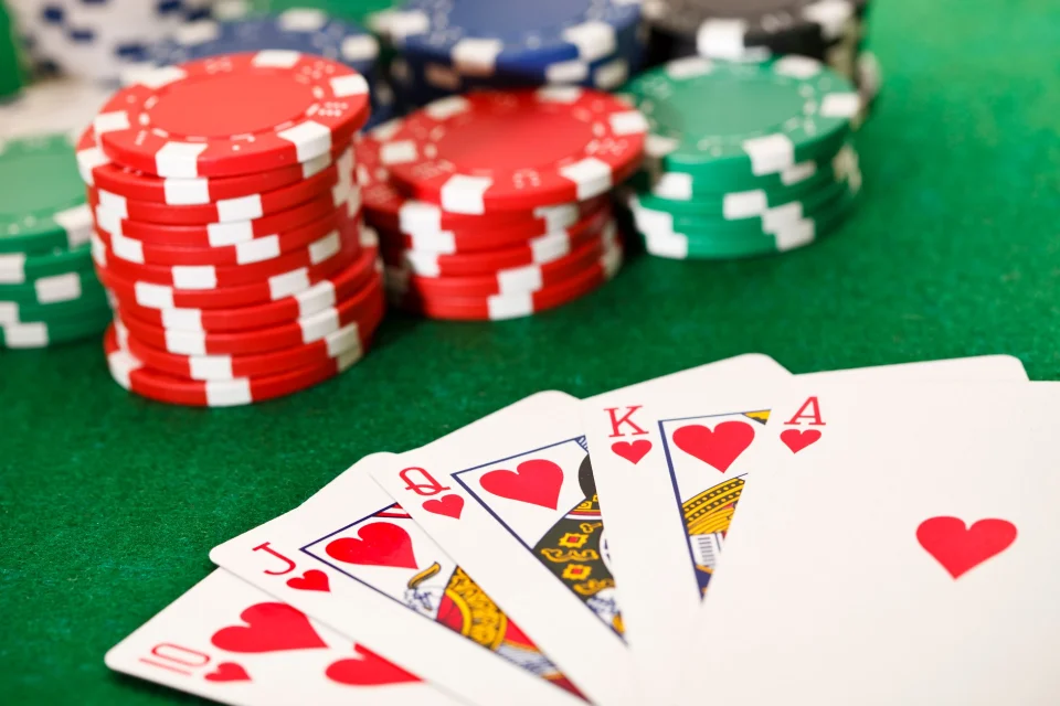 Cách chơi Poker có những thuật ngữ riêng biệt